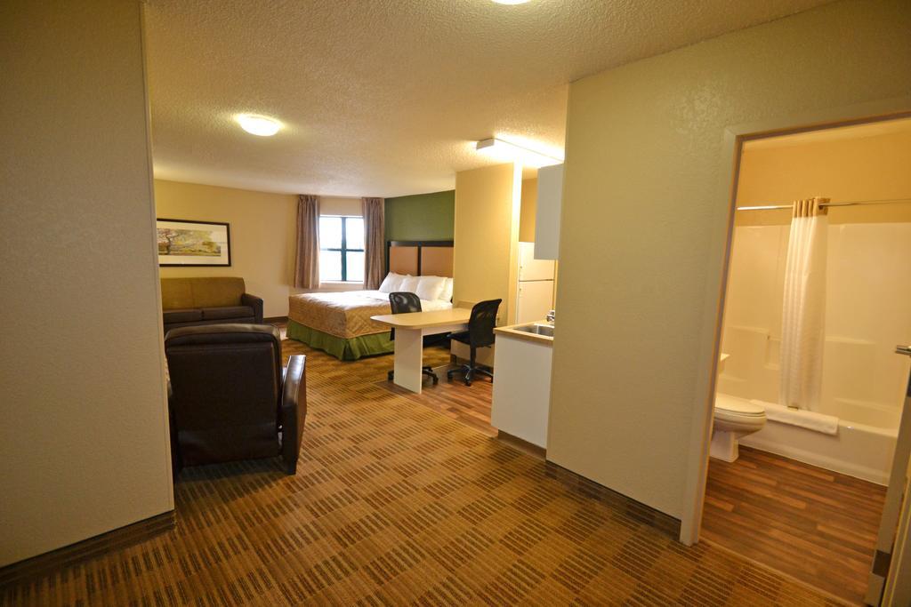 Suburban Studios Auburn Hills - Detroit Kültér fotó